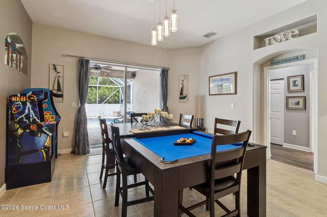 409 Gardendale Circle SE, Palm Bay, FL 32909