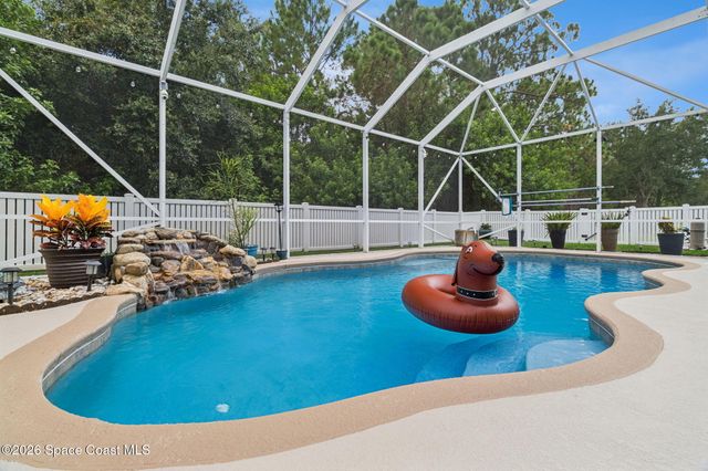 409 Gardendale Circle SE, Palm Bay, FL 32909