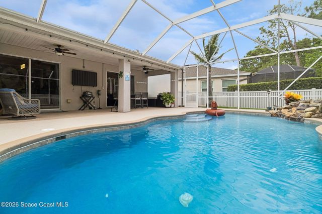 409 Gardendale Circle SE, Palm Bay, FL 32909