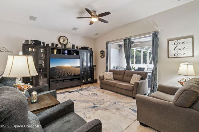409 Gardendale Circle SE, Palm Bay, FL 32909