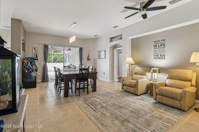 409 Gardendale Circle SE, Palm Bay, FL 32909