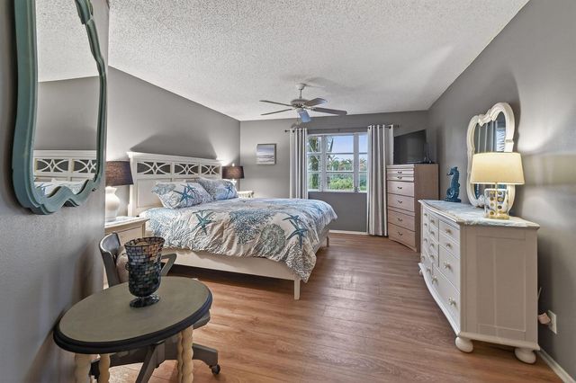 170 Seabreeze Circle, Jupiter, FL 33477