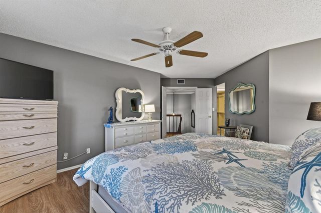 170 Seabreeze Circle, Jupiter, FL 33477