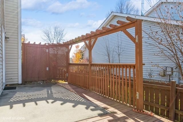 2423 Durango Lane, Naperville, IL 60564