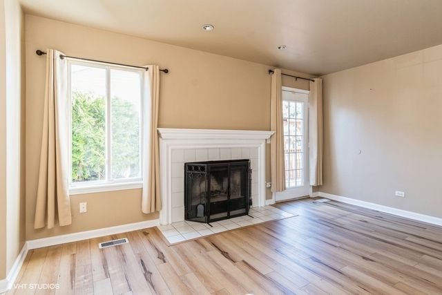2423 Durango Lane, Naperville, IL 60564