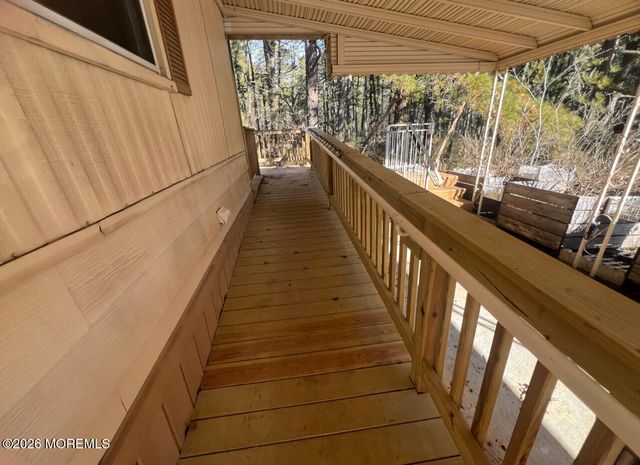 61 Kingfisher Way, Whiting, NJ 08759