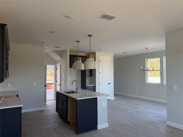 7580 DEER VALLEY CIRCLE 64, Tampa, FL 33635