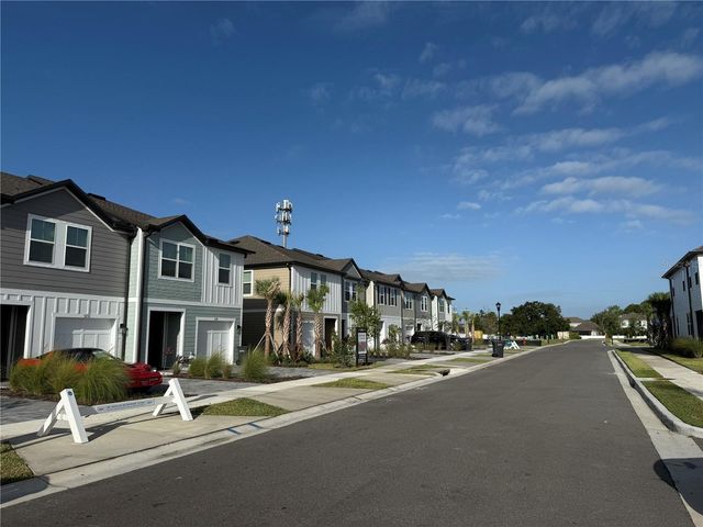 7580 DEER VALLEY CIRCLE 64, Tampa, FL 33635