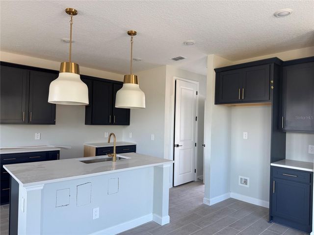 7580 DEER VALLEY CIRCLE 64, Tampa, FL 33635