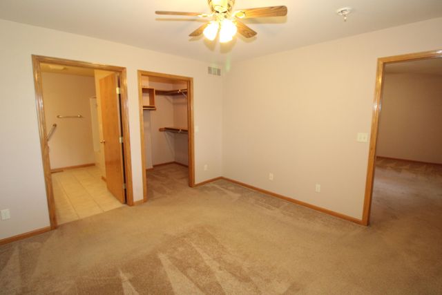 1280 S High St, El Dorado, KS 67042