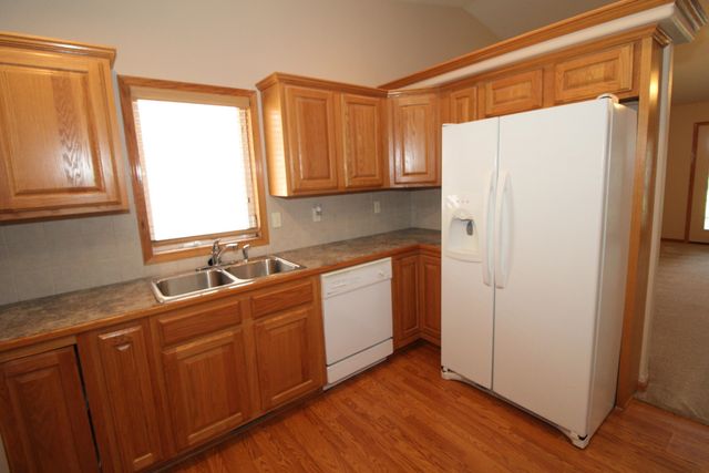 1280 S High St, El Dorado, KS 67042