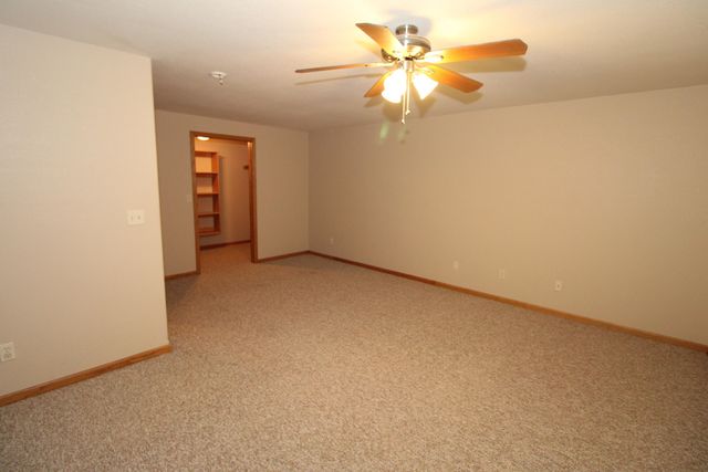 1280 S High St, El Dorado, KS 67042