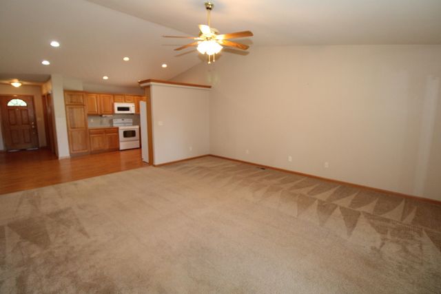 1280 S High St, El Dorado, KS 67042