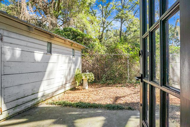 221 Brownlehe Street, Walterboro, SC 29488