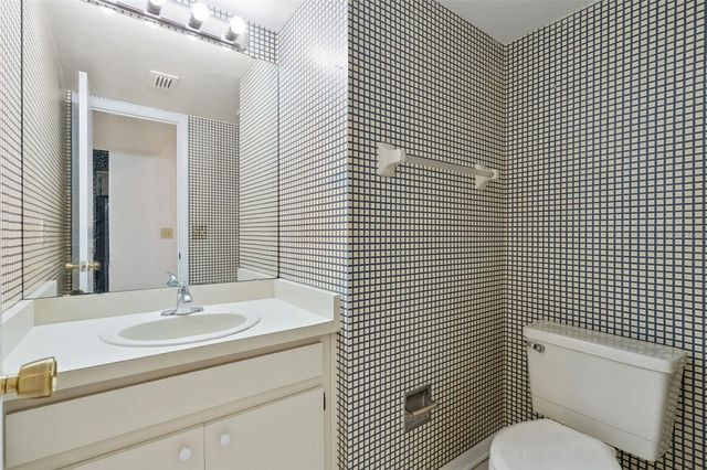 2433 GRAND TETON CIRCLE 2433, Winter Park, FL 32792