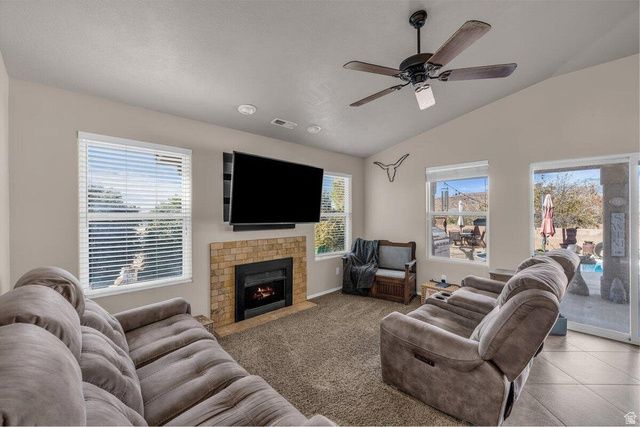 751 E MAJESTIC DR, Washington, UT 84780