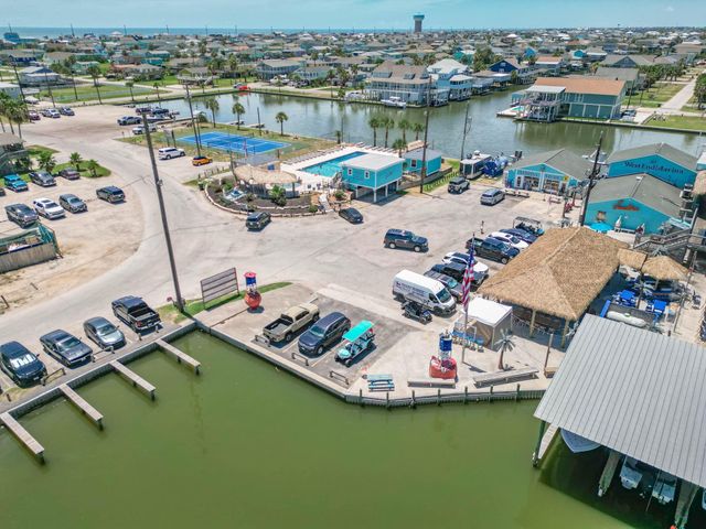 22502 Kennedy Drive, Galveston, TX 77554