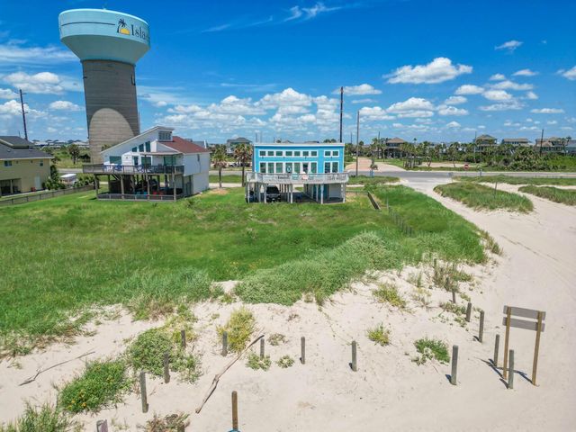 22502 Kennedy Drive, Galveston, TX 77554