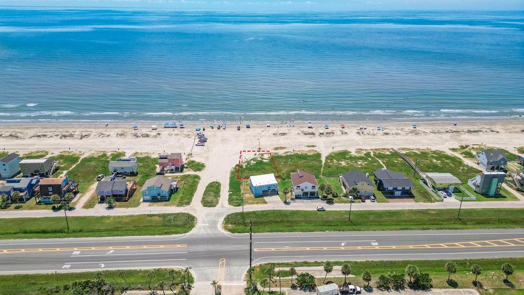 22502 Kennedy Drive, Galveston, TX 77554