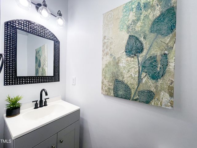 217 Tecumseh Court, Cary, NC 27513