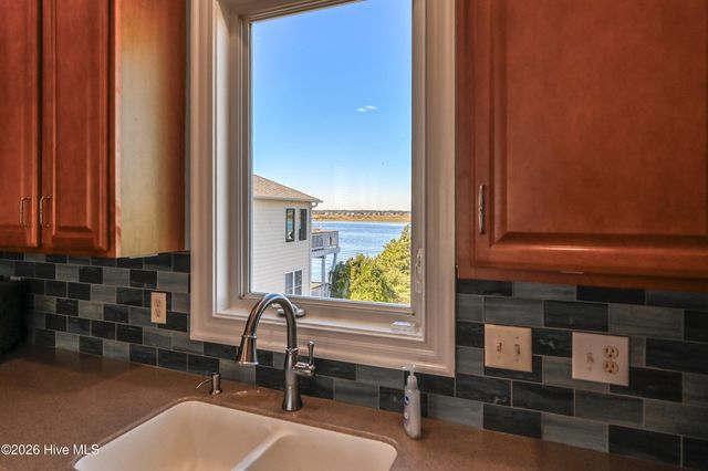 1180b N Anderson Boulevard, Holly Ridge, NC 28445