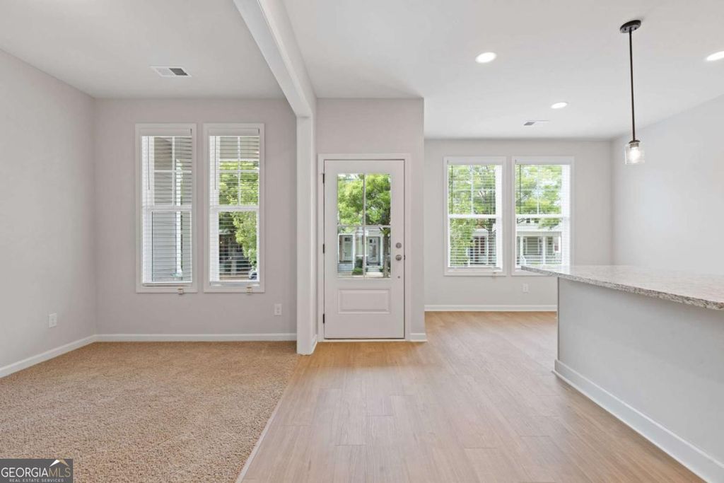 383 Summerville Lane 10, Athens, GA 30606 — photo 3