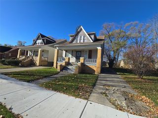 13497 Dwyer Street, Hamtramck, MI 48212