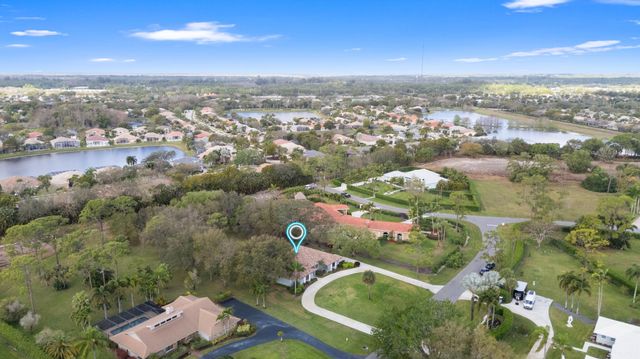 9425 Dundee Drive, Lake Worth, FL 33467