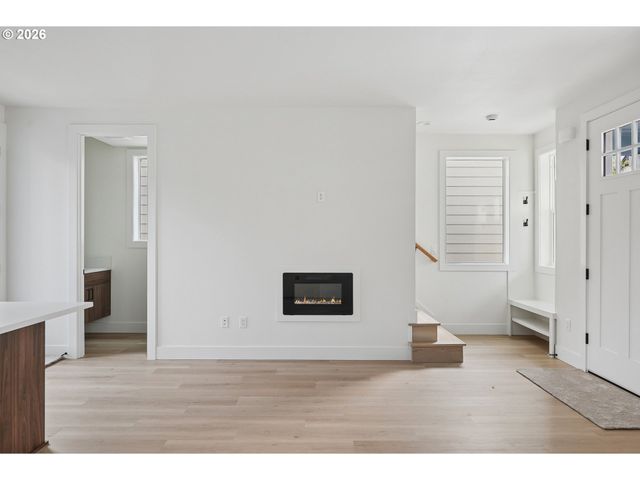 9568 Sw 91ST Ave 5, Portland, OR 97223