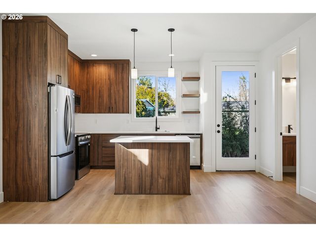 9568 Sw 91ST Ave 5, Portland, OR 97223