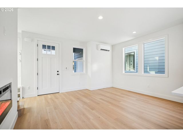 9568 Sw 91ST Ave 5, Portland, OR 97223