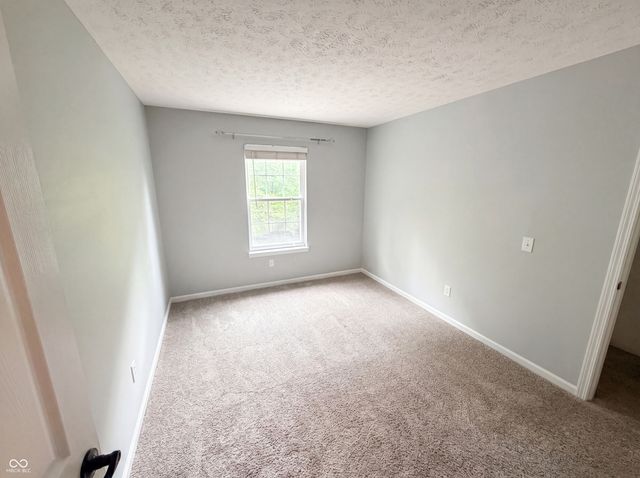 11871 Gatwick View Drive, Fishers, IN 46037