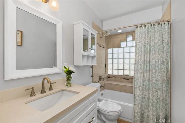 127 West Avenida De Los Lobos Marinos, San Clemente, CA 92672