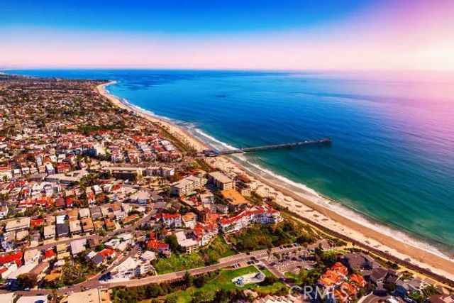 127 West Avenida De Los Lobos Marinos, San Clemente, CA 92672