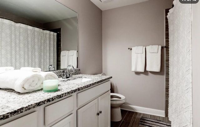 871 Lenox Oaks Circle NE, Atlanta, GA 30324