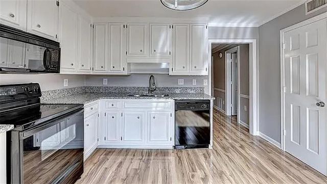 871 Lenox Oaks Circle NE, Atlanta, GA 30324