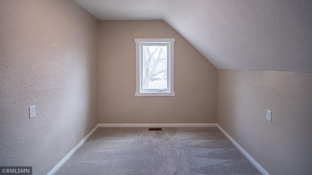 323 7th Avenue SE, Rochester, MN 55904