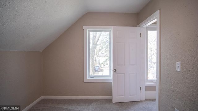 323 7th Avenue SE, Rochester, MN 55904