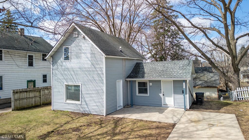 323 7th Avenue SE, Rochester, MN 55904
