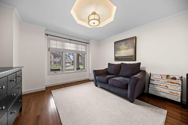 2009 Chandana Trail, Valparaiso, IN 46383