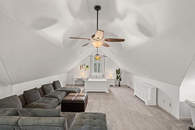 2009 Chandana Trail, Valparaiso, IN 46383