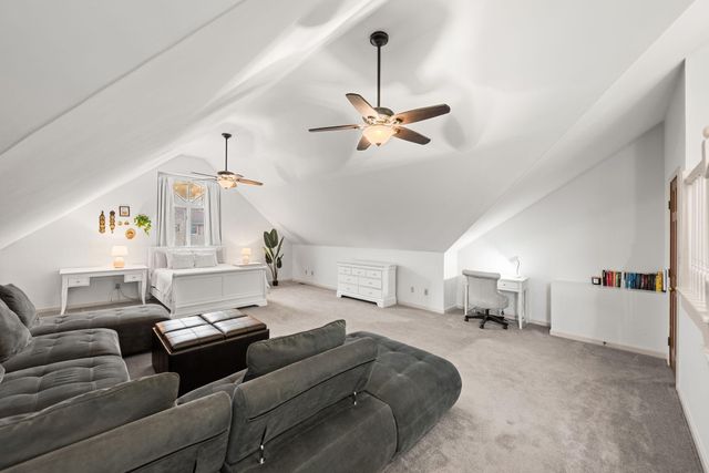 2009 Chandana Trail, Valparaiso, IN 46383