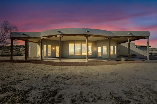 3 Quiet Lane, Corrales, NM 87048