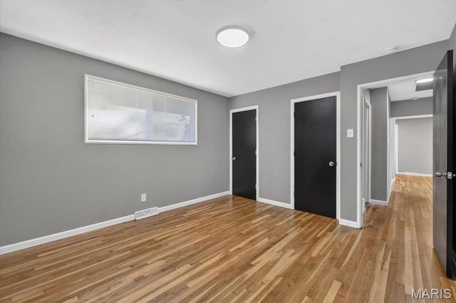9742 Wendell Drive, St Louis, MO 63136