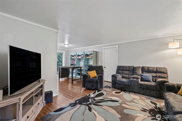 266 Bear View Drive, Chehalis, WA 98532