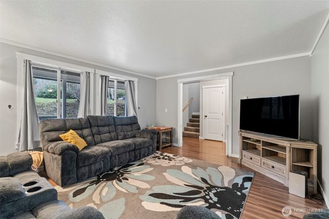 266 Bear View Drive, Chehalis, WA 98532