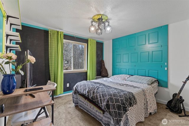 266 Bear View Drive, Chehalis, WA 98532