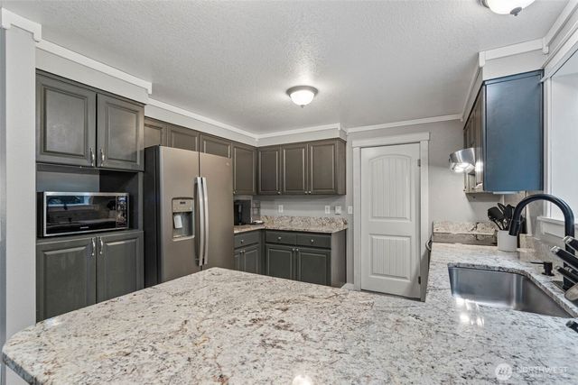 266 Bear View Drive, Chehalis, WA 98532