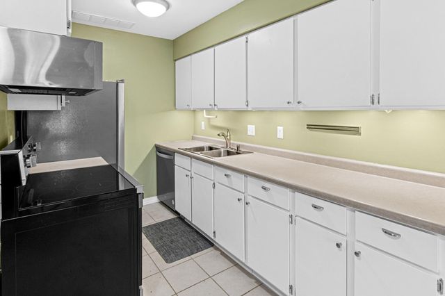 4645 Cedar Lake Road S, Saint Louis Park, MN 55416