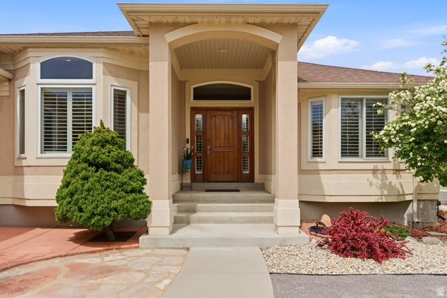 1172 W KRISTELDELL CT, Murray, UT 84123